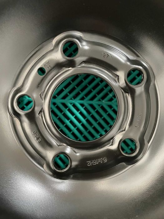 Set jante cu anvelope noi vara 215 65 r16c Renault Trafic Vivaro 2014+