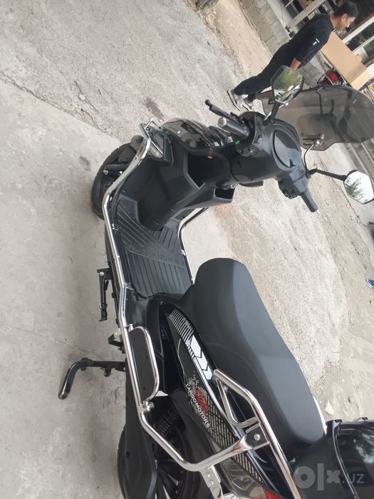 Largo Motors elektron skuter