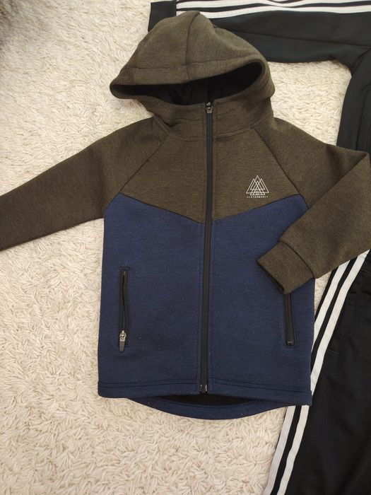 Trening adidas 5-6 ani plus rolling Grosse cadou