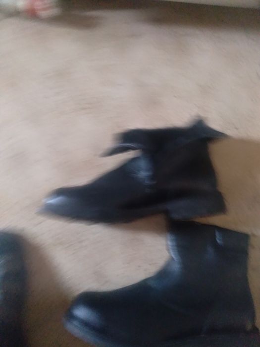 Мужскии полу- сапаги