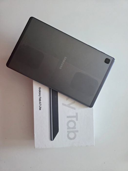 Samsung Galaxy Tab A7 Lite , Slot SIM