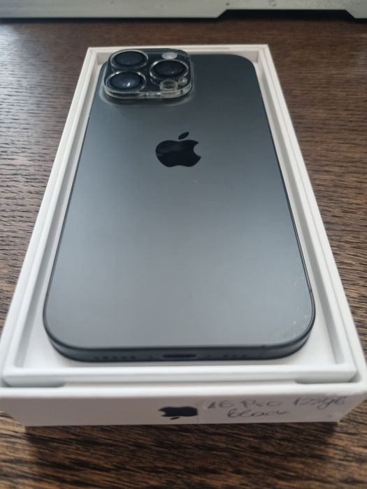 iPhone 16 Pro, 128GB, Black Titanium