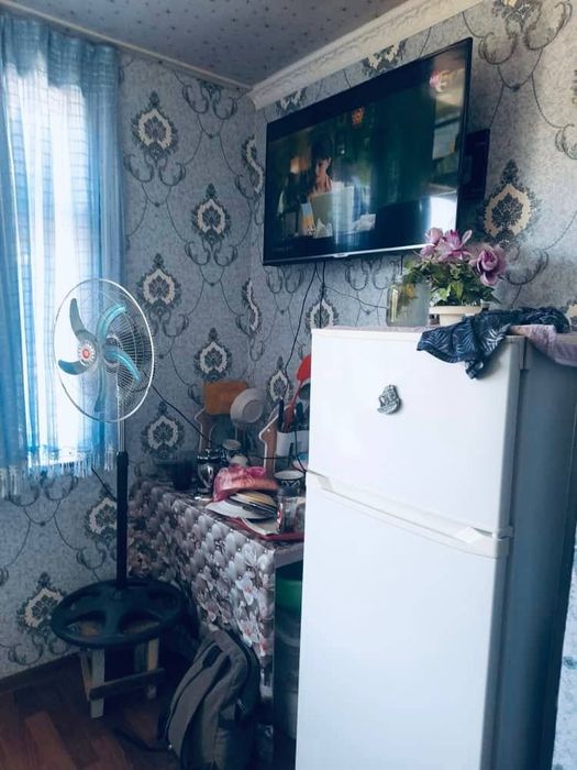 Продаётся Город Чирчике дом центре Микрорайон 1 Рядом Октябр базар