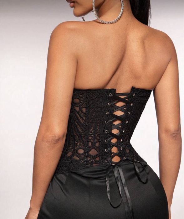 Чисто нов корсет