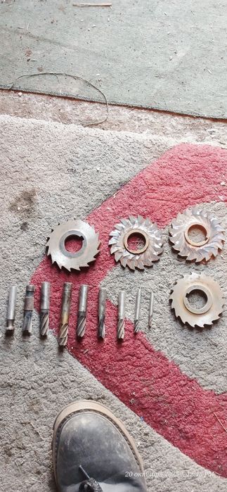 Продам новые фрезы