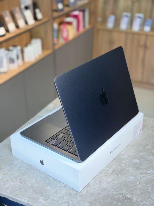 MacBook Air M4 16GB / 256GB PhoneLab