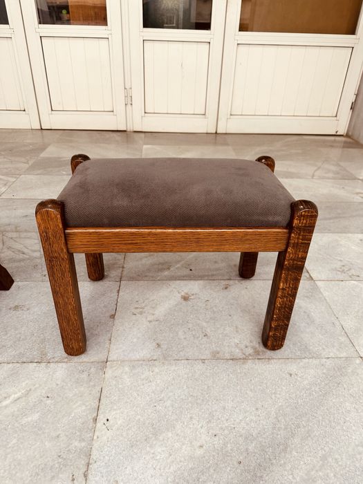 Винтидж табуретки от масивен дъб