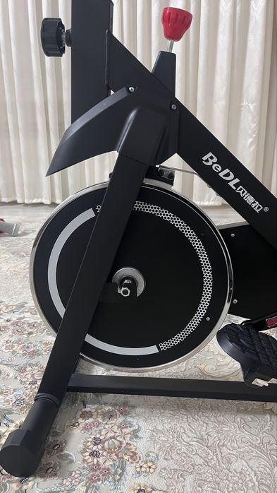 Велотренажор новый