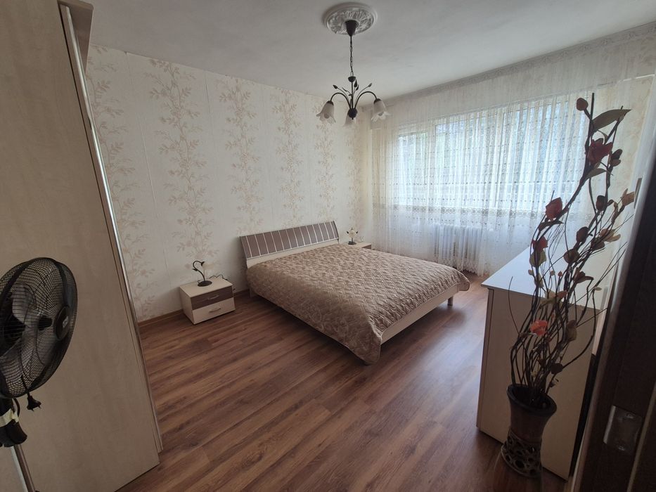 Дава се под наем Четиристаен апартамент в София, Свобода - 83 кв.м за 698.7 € - Снимка #2