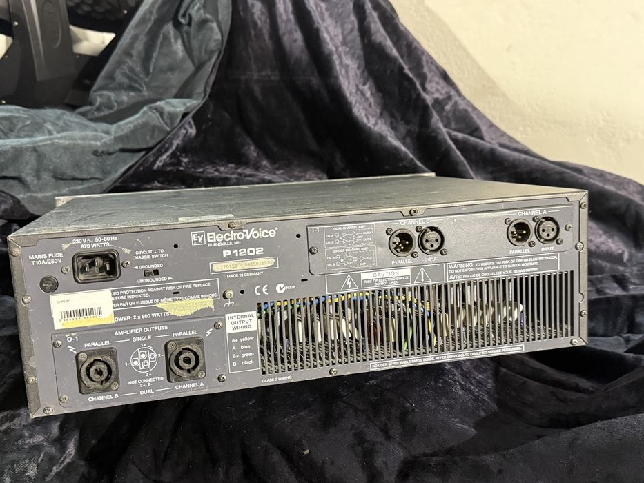 Усилитель electro voice p1202 с модулем ( кроссовером в комплекте)