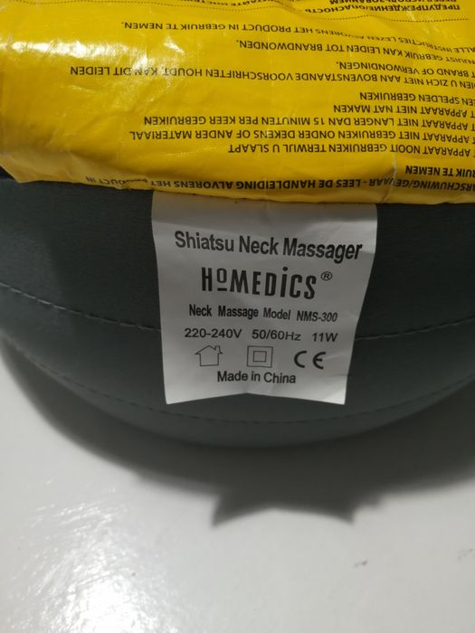 Aparat de masaj cervical (gat) cu încălzire sau fără incalzire