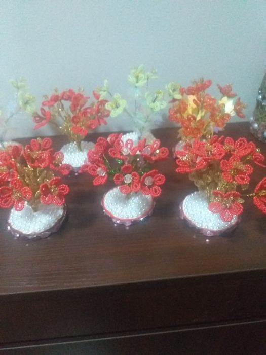 Цветочки из бисера