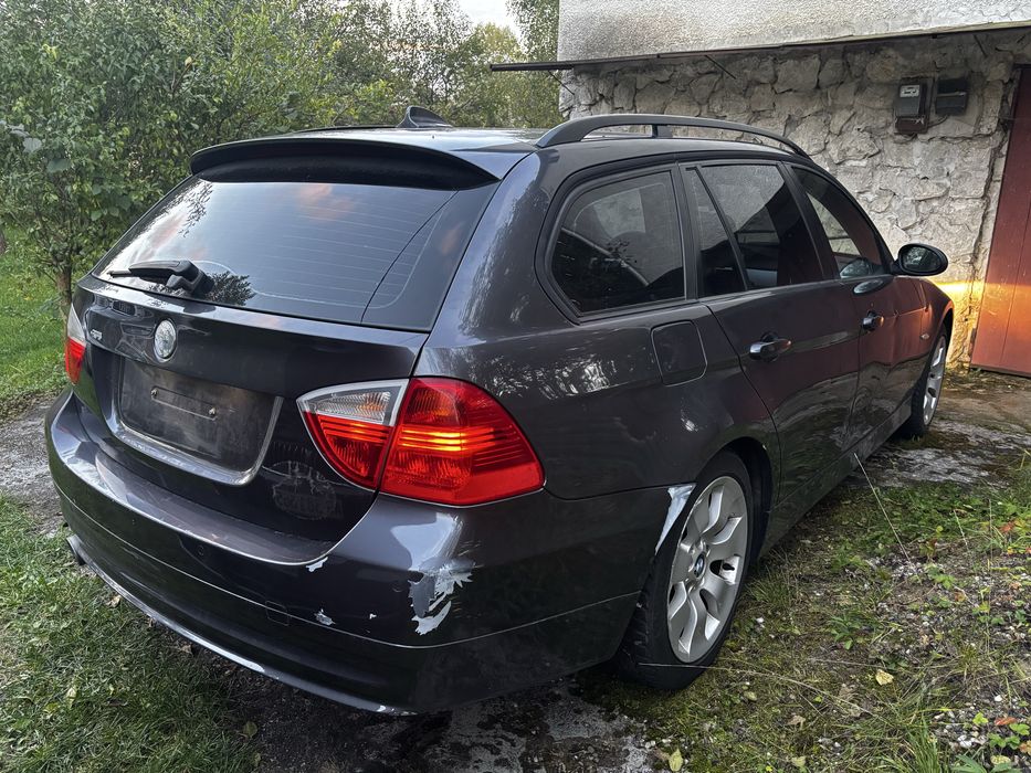 Dezmembrez BMW seria 3 e91 320d Europa Automat 6h21 n47 177cp