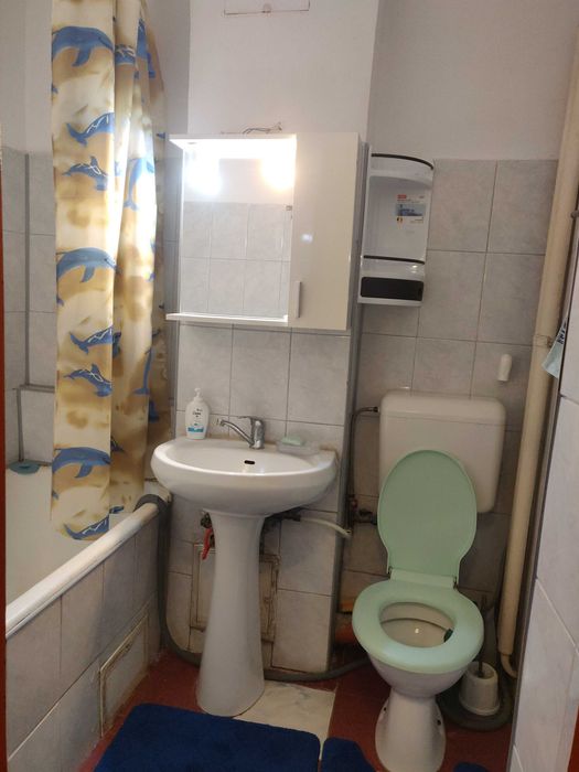 Inchiriez apartament 2 camere zona Lujerului