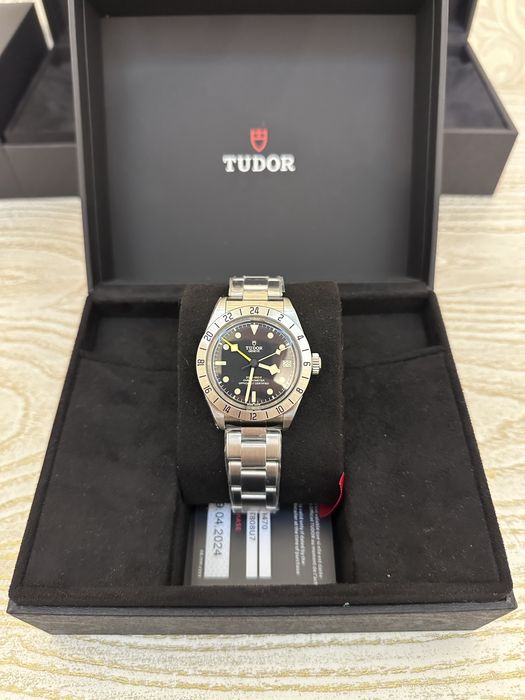 Оригинальные часы TUDOR Black Bay Pro Gmt. Часы новые, Полный комплект