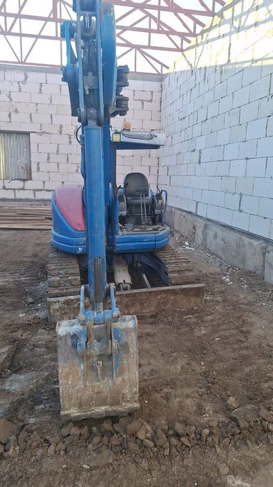 Продам мини экскаватор.