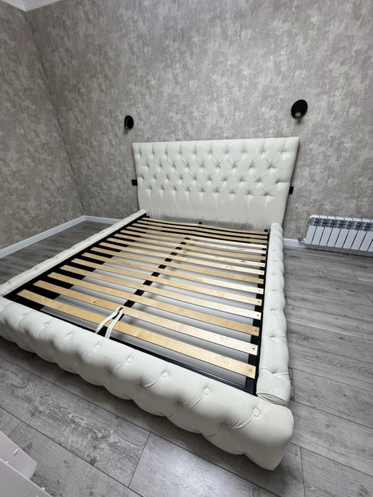 Кровать продается в очень хорошем состоянии