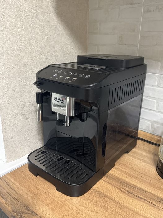 Кофеварка DeLonghi