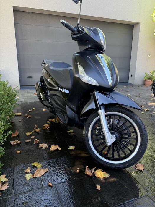 Piaggio Beverly Police