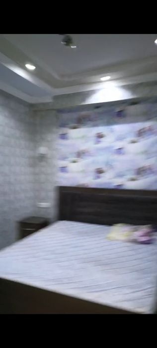 Rudakiy vagzal ijaraga beriladi 2 xona navastroyka