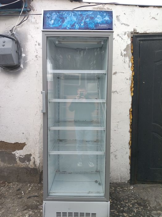 Продам холодильник для напитков