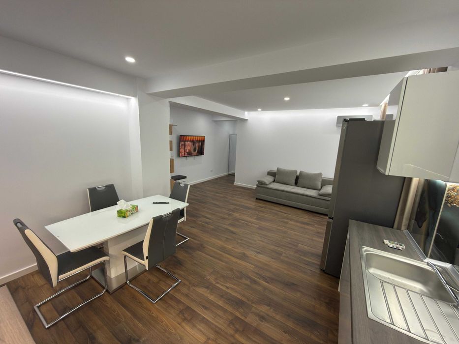 De inchiriat apartament 2 camere de inchiriat bloc nou utilat complet
