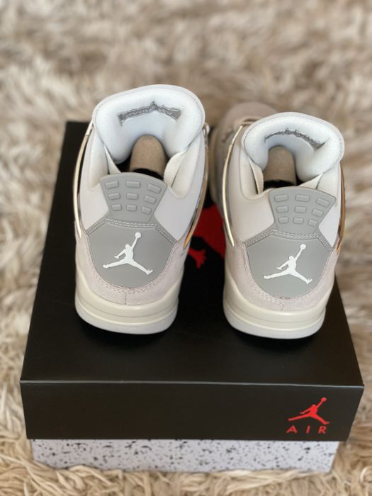 Air Jordan 4 Retro Frozen Moments Metallic Grey Silver White