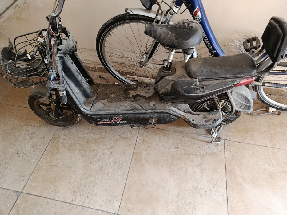 Электра скутор срочни