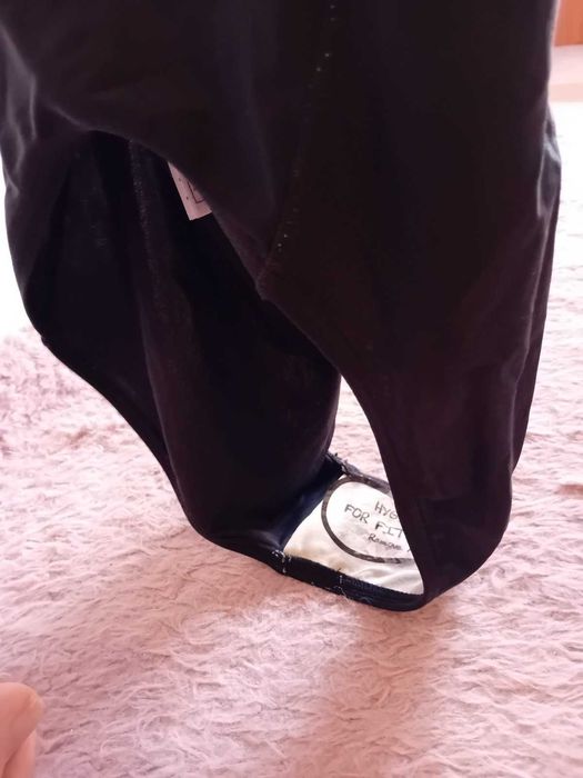 Чисто нов оригинален дамски бански Adidas