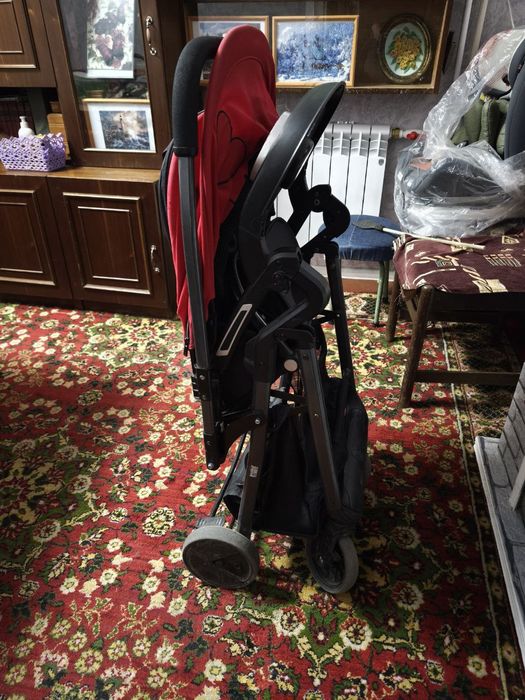 Продам детскую коляску б/у