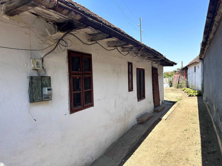 Casă cu teren 955 mp în Arad – str. Ady Endre – 115 mp construiți - DIRECT DE LA PROPRIETAR