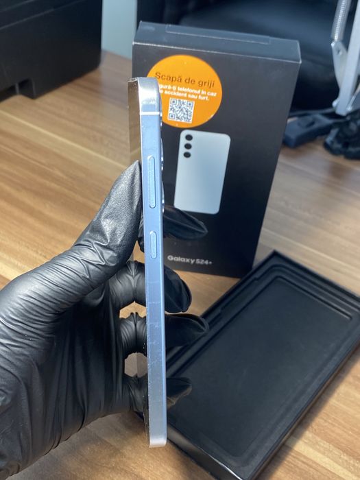 Samsung Galaxy s24+• 512 GB • Silver Shadow