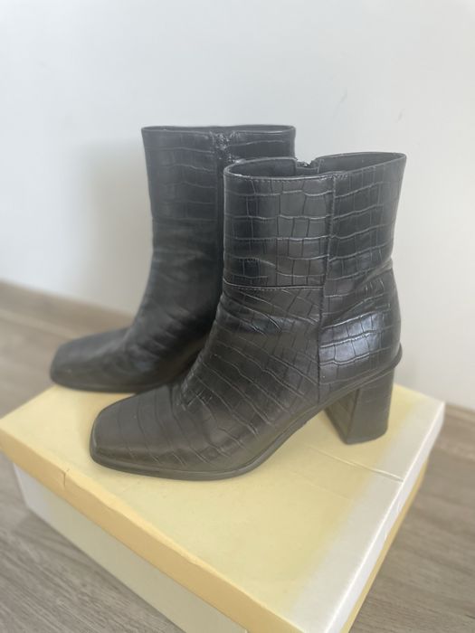 Дамски Боти