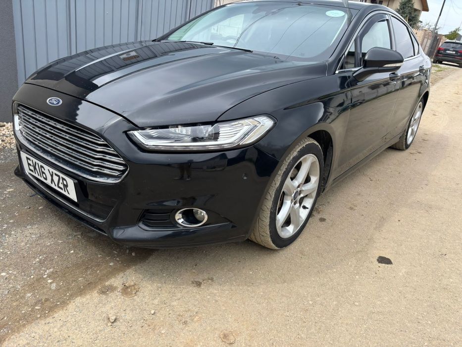 Vând haion ford mondeo mk5 sedan 20 hibrid