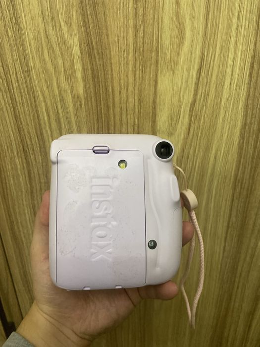 Полароид instax mini 11