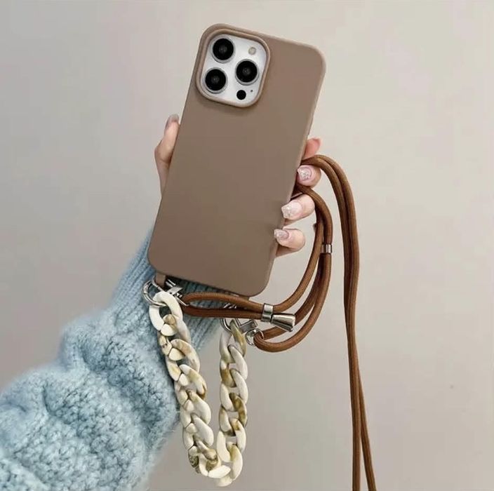 Калъф Iphone 17 pro и Iphone 14 pro с връзка
