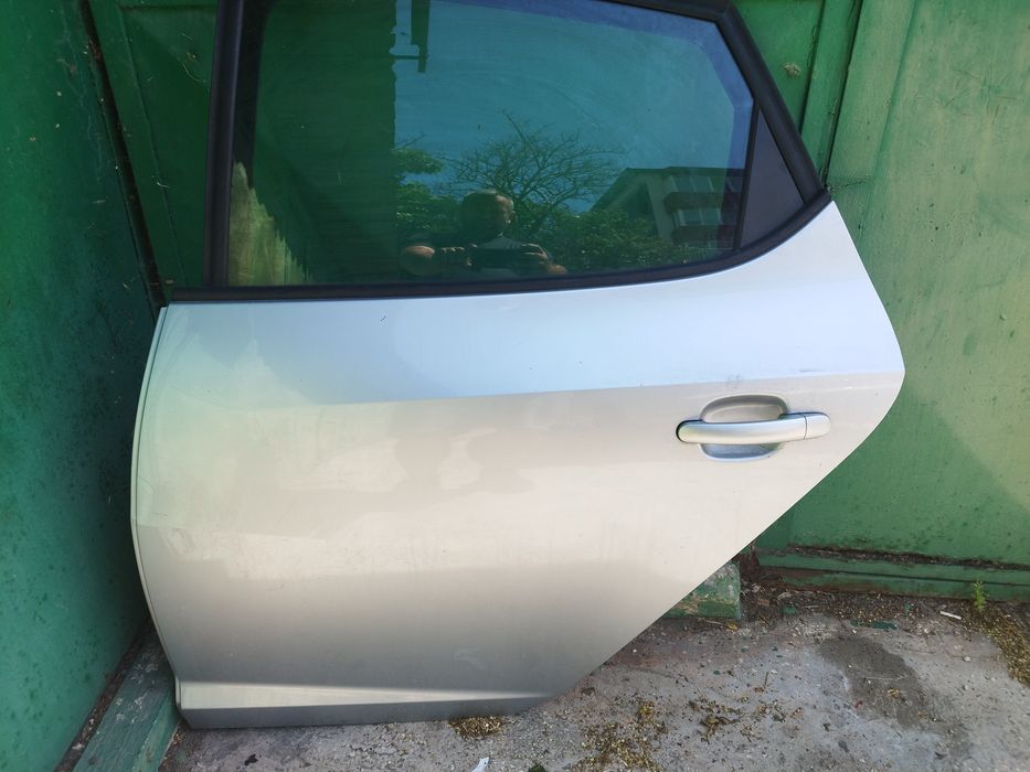 Ușa , uși Seat Ibiza stanga ,dreapta  fata spate 2009.. .2015