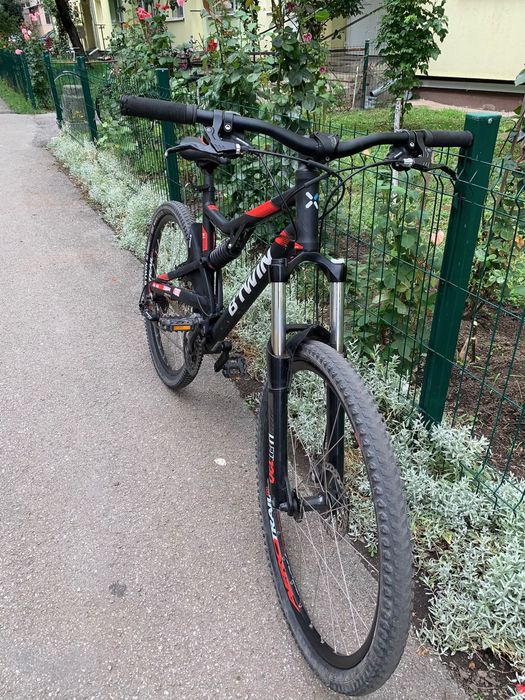 Bicicleta MTB B-twin Rockrider 520S + Casca si lant de bicicleta cadou