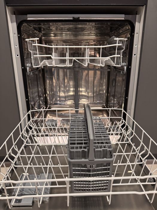 Съдомиялна машина PYRAMIS DWE 60FI