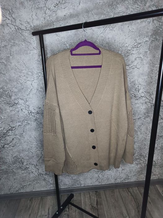 Кофта на пуговицах