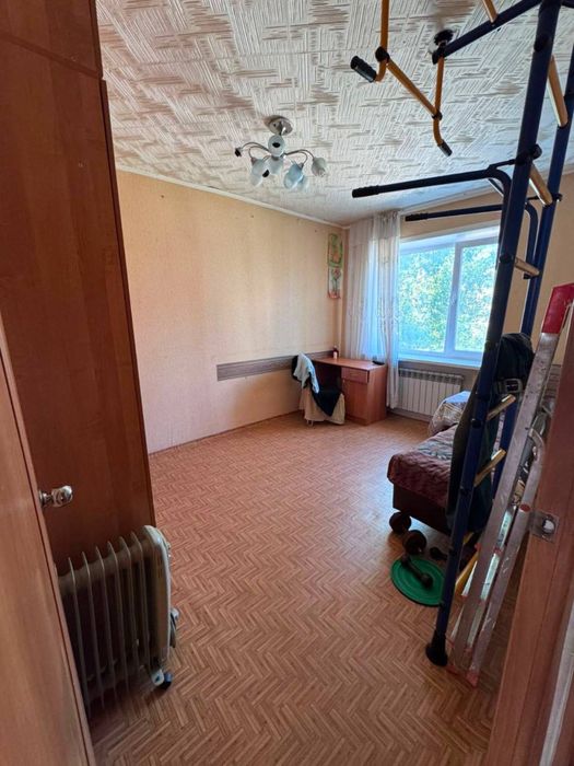 Продам 3 коматную квартиру