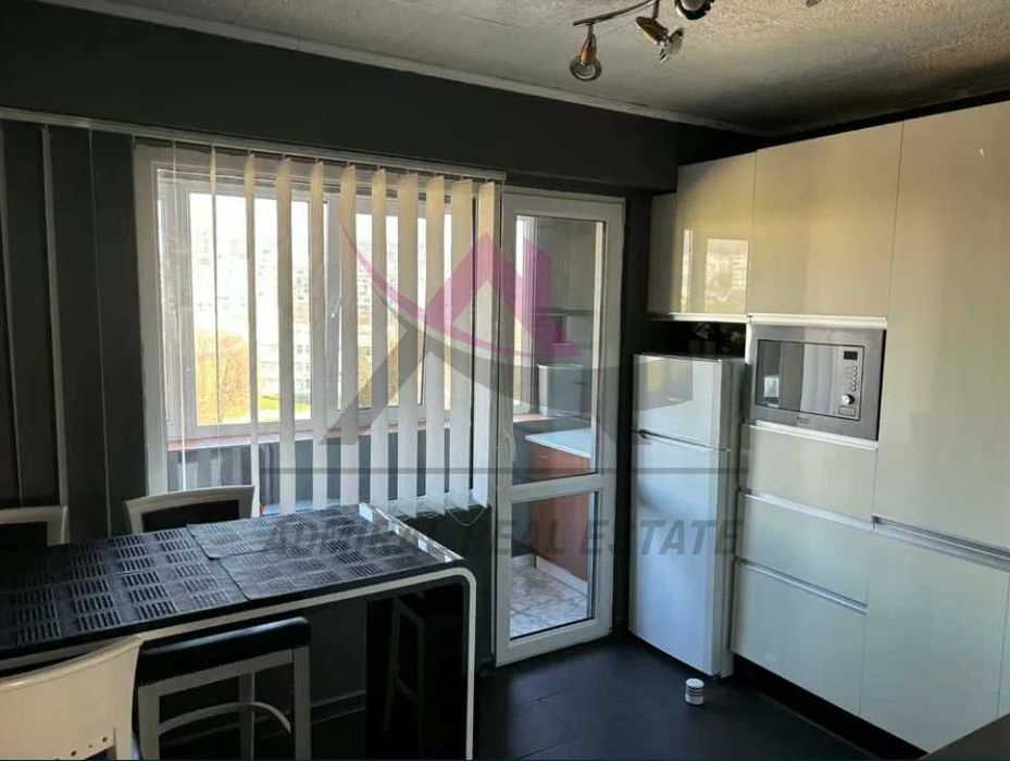 Атрактивен четиристаен -Владиславово