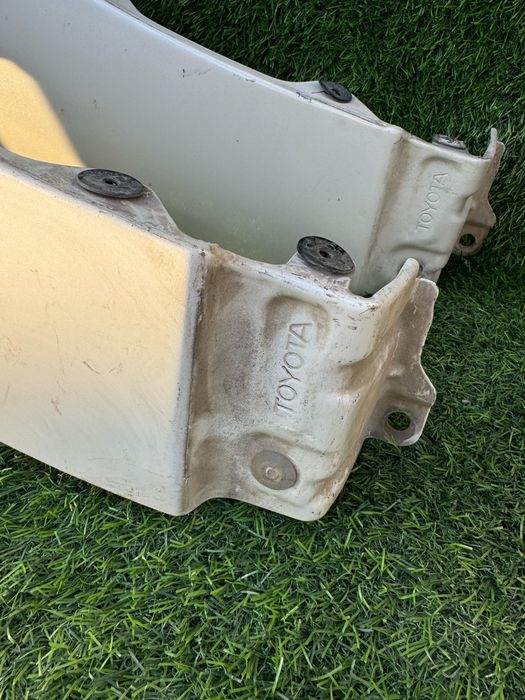 Крыло Тойота прадо 150 перед