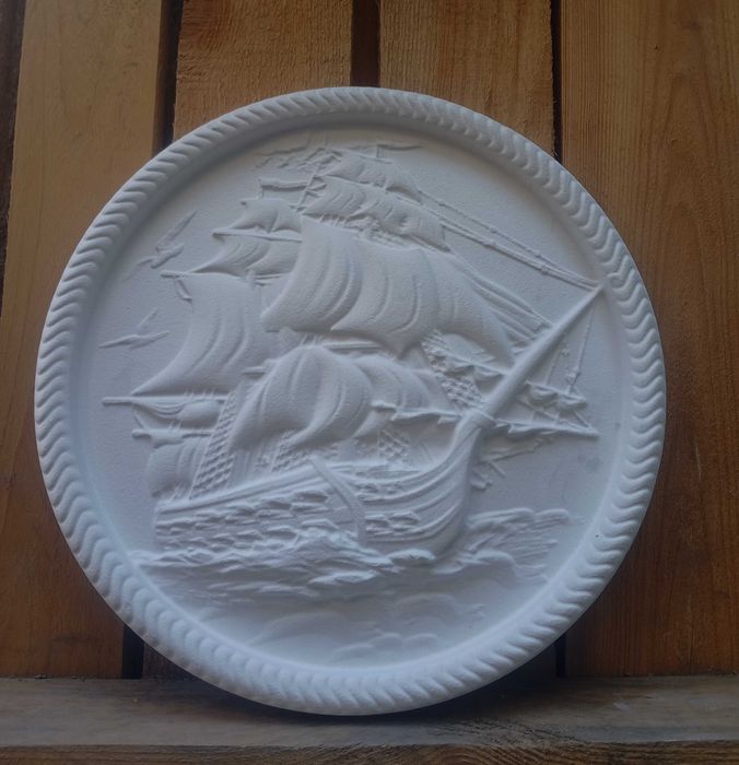Барельефы из гипса