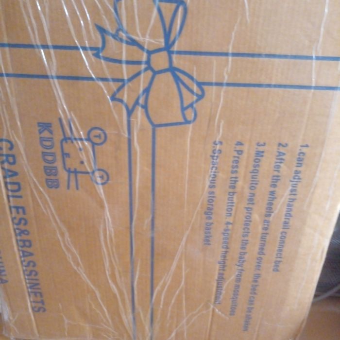 Продам новую кроватку