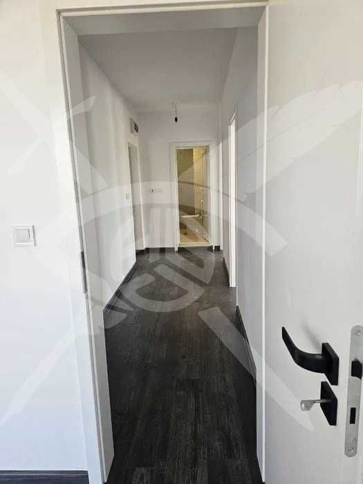 Продава се Тристаен апартамент в Созопол - 159 кв.м за 1101 €/кв.м - Снимка #6