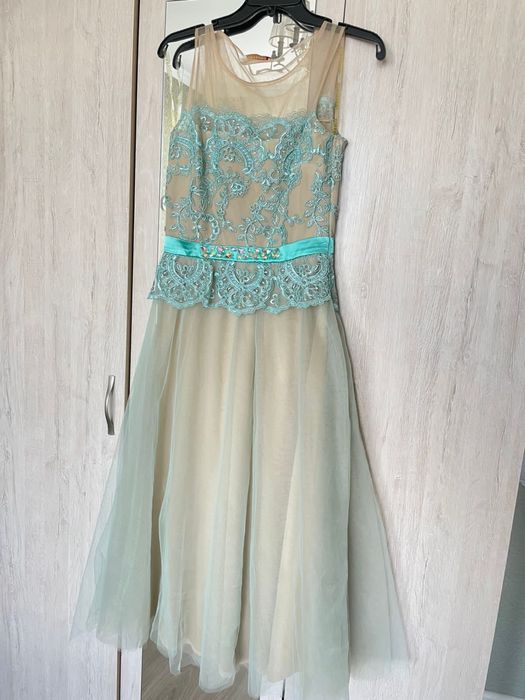 Вечернее платья