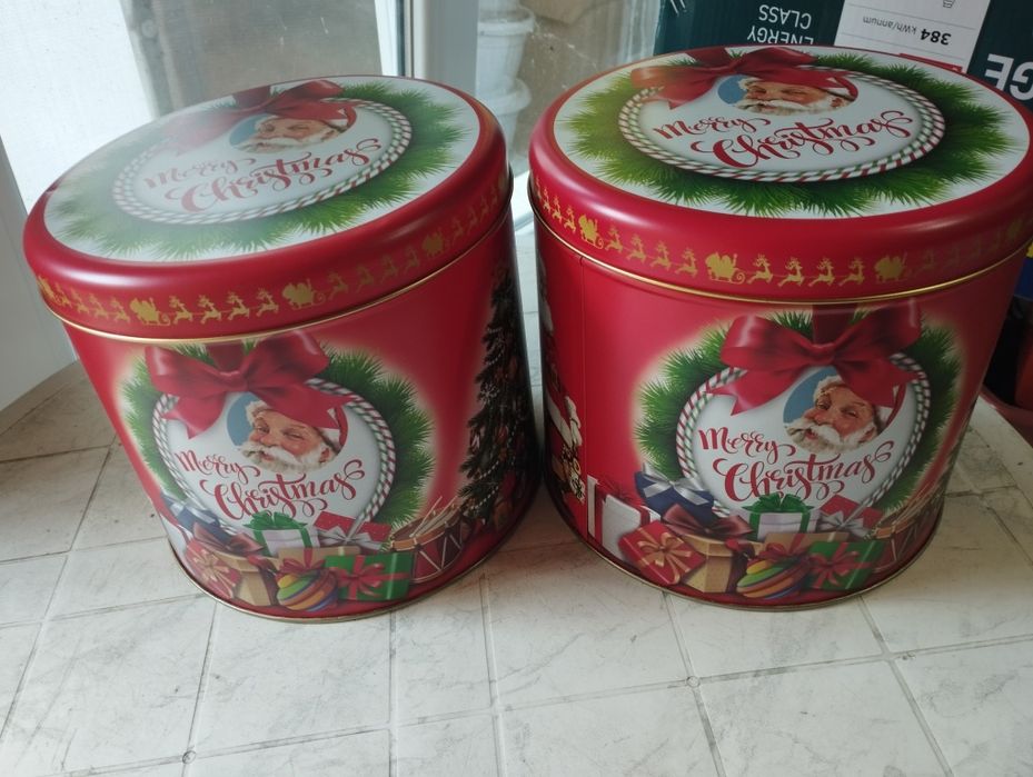 Продавам картини