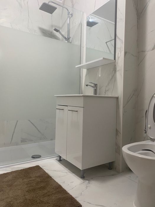 Închiriez apartament 2 camere ultracentral