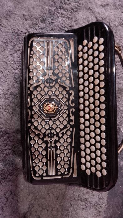 Acordeon scandalli  profesional  armonic